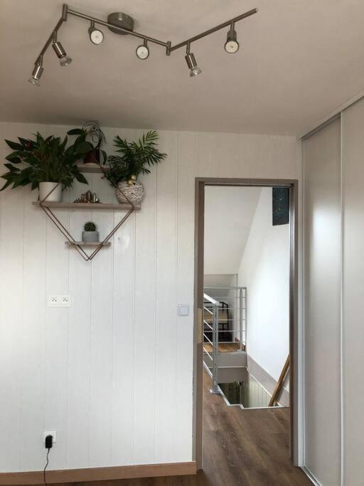 Appartement Type Loft Avec Terrasse แชร์บูร์ก อ็อง กงต็องแต็ง ภายนอก รูปภาพ